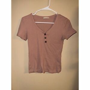 Active USA Short Sleeve V-Neck Top